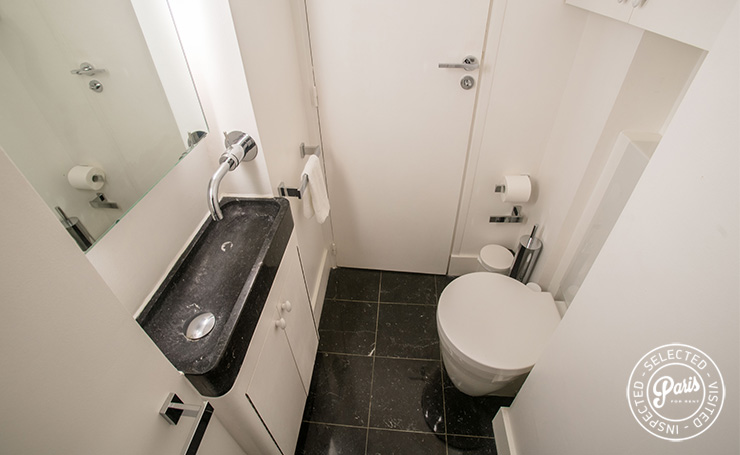 Ensuite WC with sink at St Germain Charm, vacation rental in Paris, Saint Germain