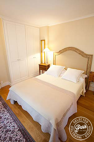 Bedroom with fun-sized bed at Marais Elegance, apartment for rent in Paris, Marais