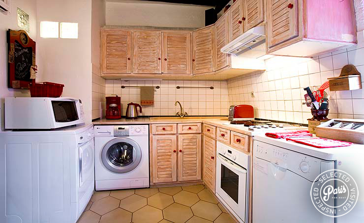 Kitchen at Bourg 2, apartment for rent in Paris, Marais
