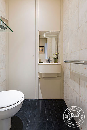 Detached toilet at Anjou Palace, apartment for rent in Paris, Madeleine