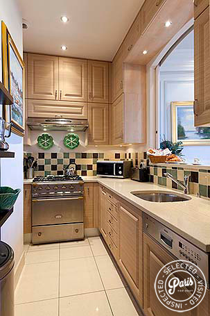 Fully equipped kitchen at Notre Dame, vacation rental in Paris, Latin Quarter