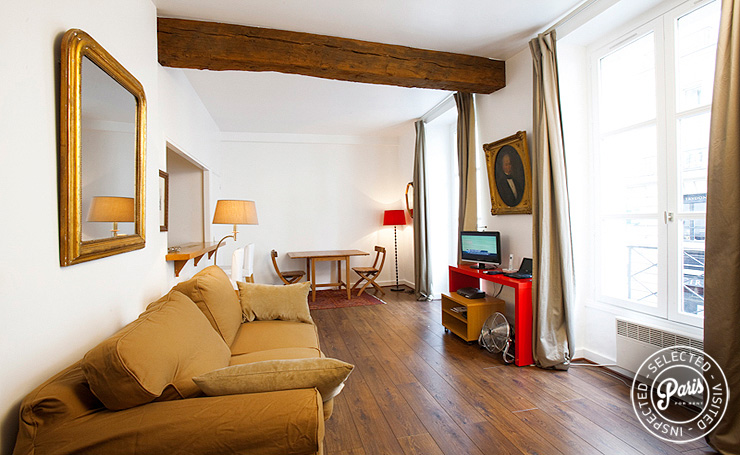 Living room at Seine, apartment for rent in Paris, Saint Germain