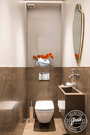 Separate toilet with washbasin at Elysee Garden, apartment rental in Paris, Champs-Elysées 