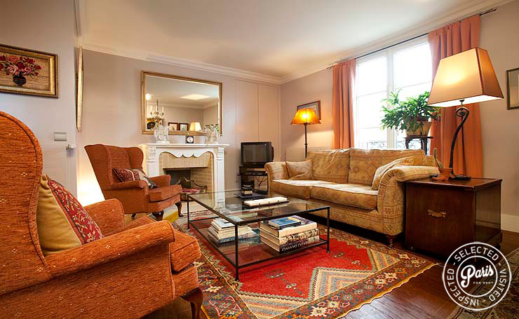 Living room at Montmartre Amelie, apartment for rent in Paris, Montmartre