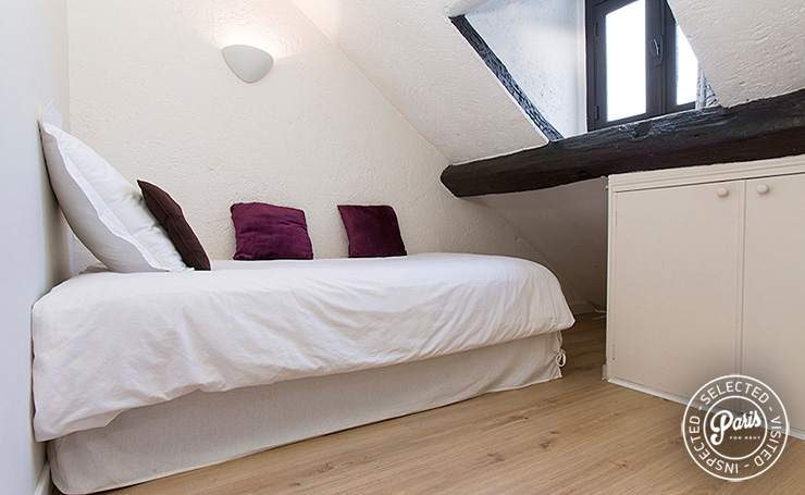Third bedroom at Bourg 2, Paris vacation rental, Marais
